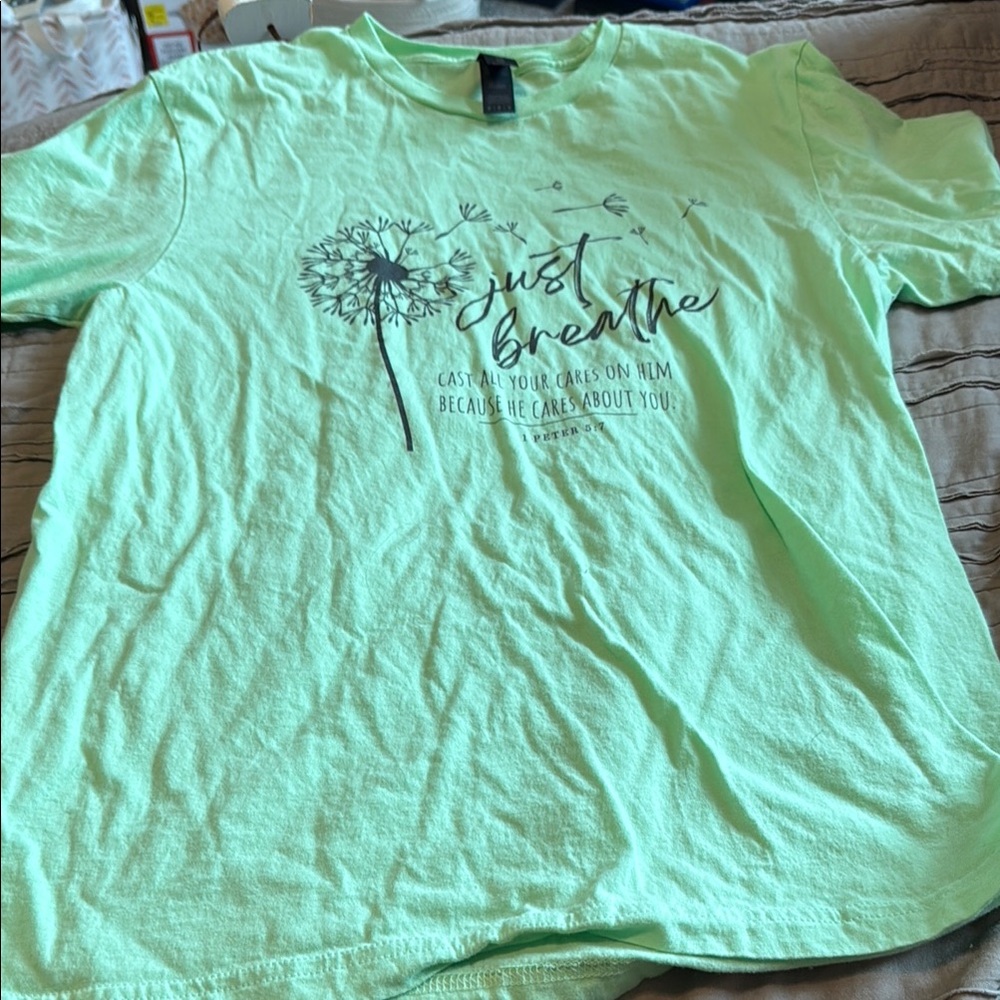 Gildan Green Short Sleeve Tee Vibrant Cotton Crew Neck